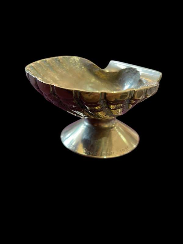 Ornament Soap dish brass
