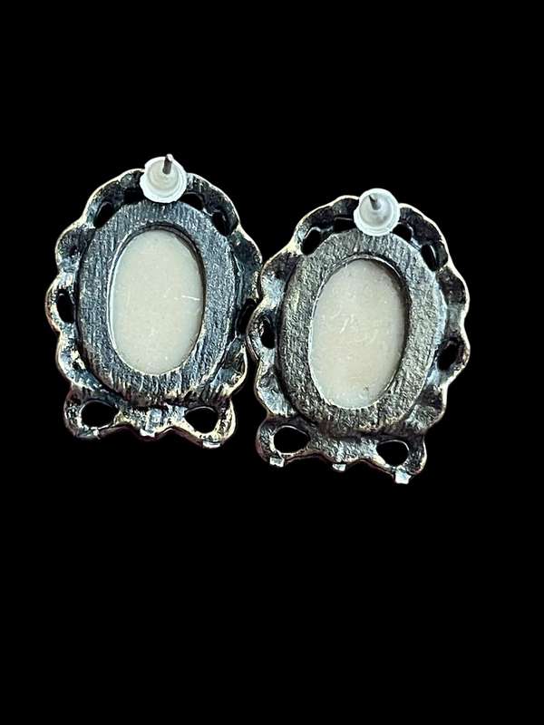 Earrings cameo costume jewellery