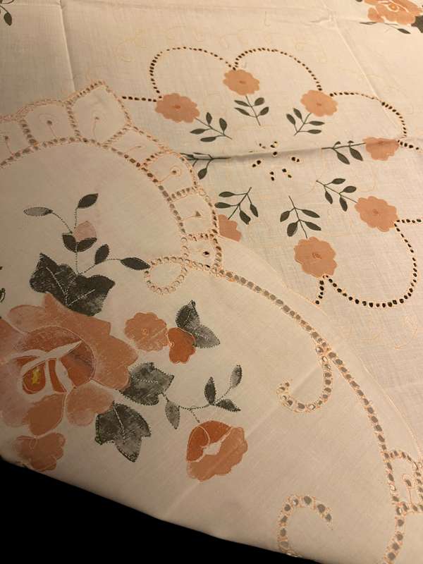 Table overlay/centre piece napkins