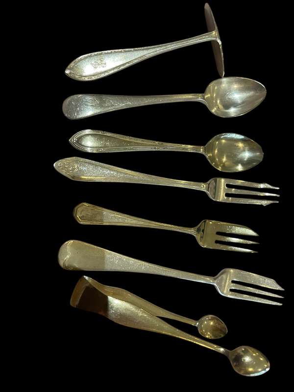 Cutlery lot(5)