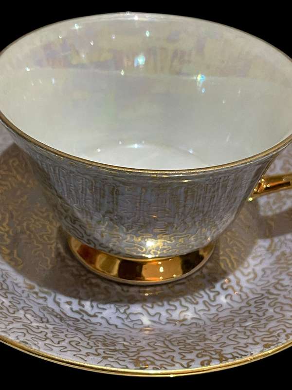 Trio lustreware