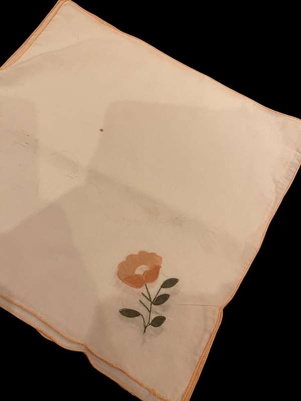 Table overlay/centre piece napkins
