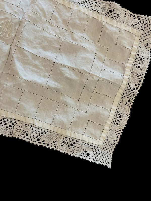 Hankies ladies each