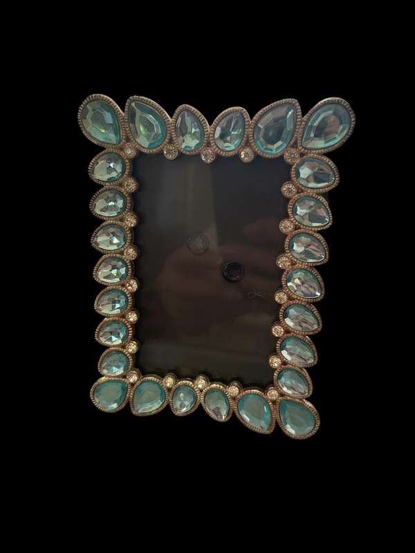 Photo frame bling