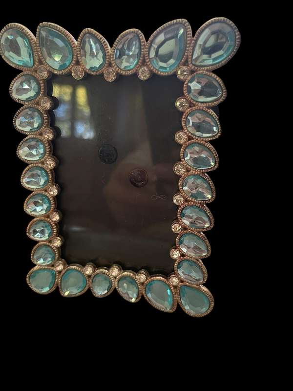 Photo frame bling