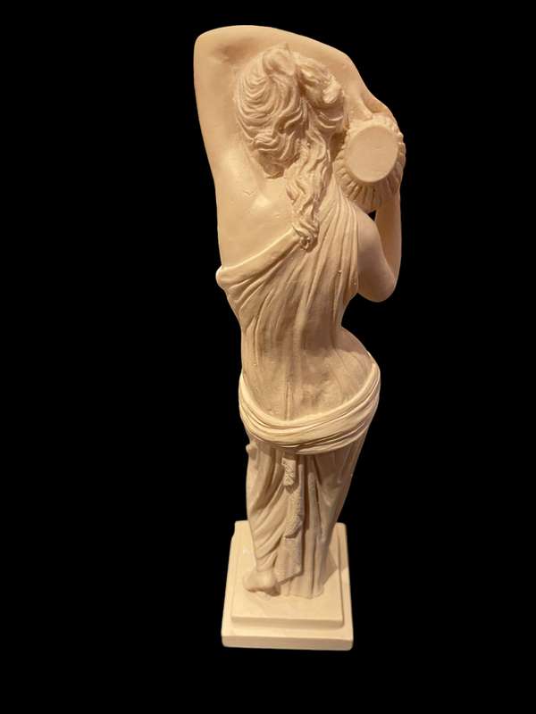 Figurine