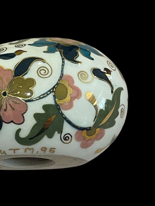 Ornament egg