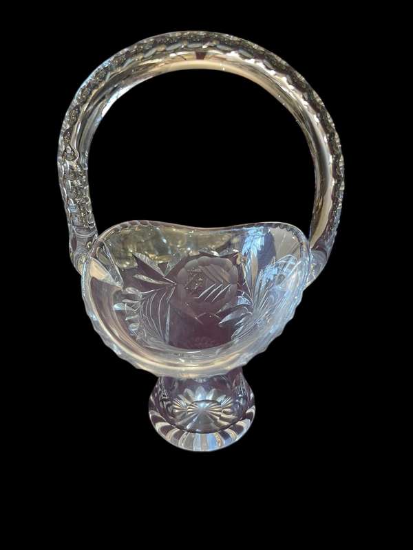 Basket crystal