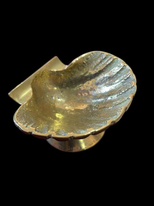 Ornament Soap dish brass