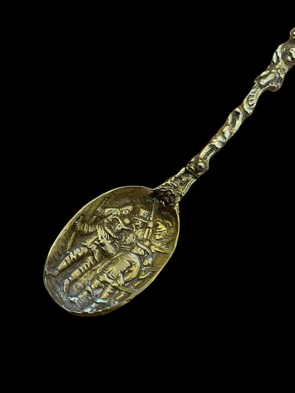 Spoon Italy