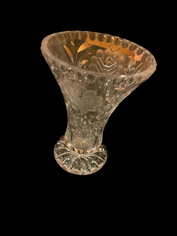Vase rose cut crystal