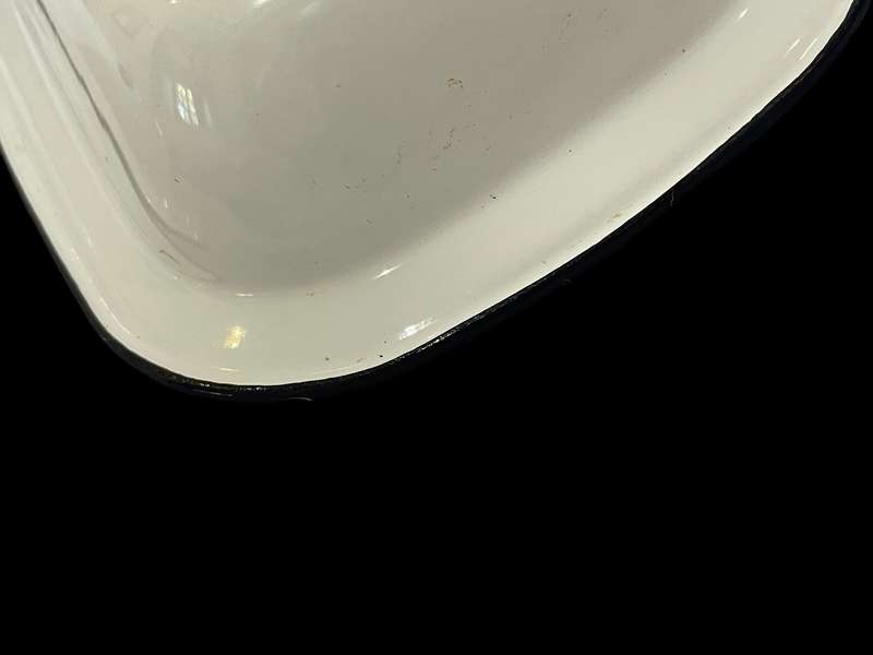 Bowl enamel pie dish each