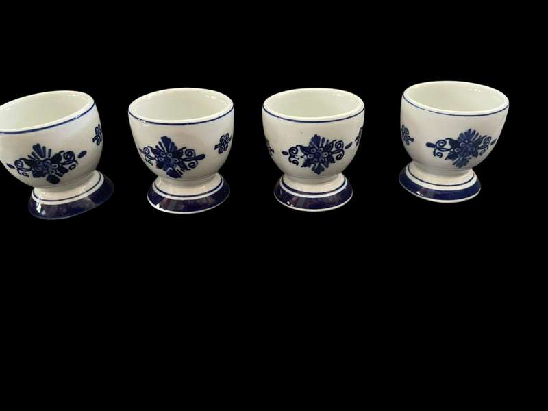 Egg cups Delft x4