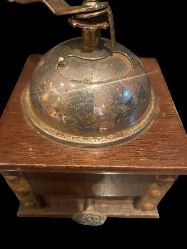 Coffee grinder vintage/antique