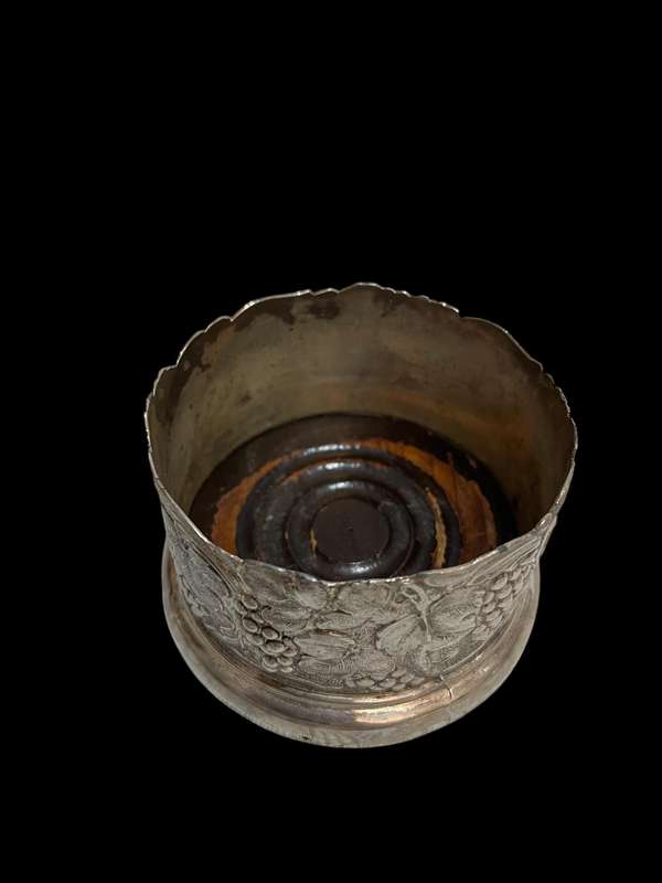 Bottle stand/coaster