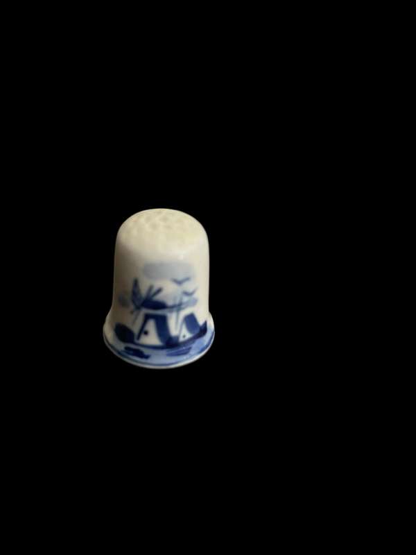 Ornament Thimble Dutch