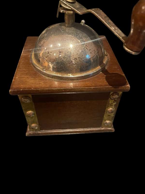 Coffee grinder vintage/antique
