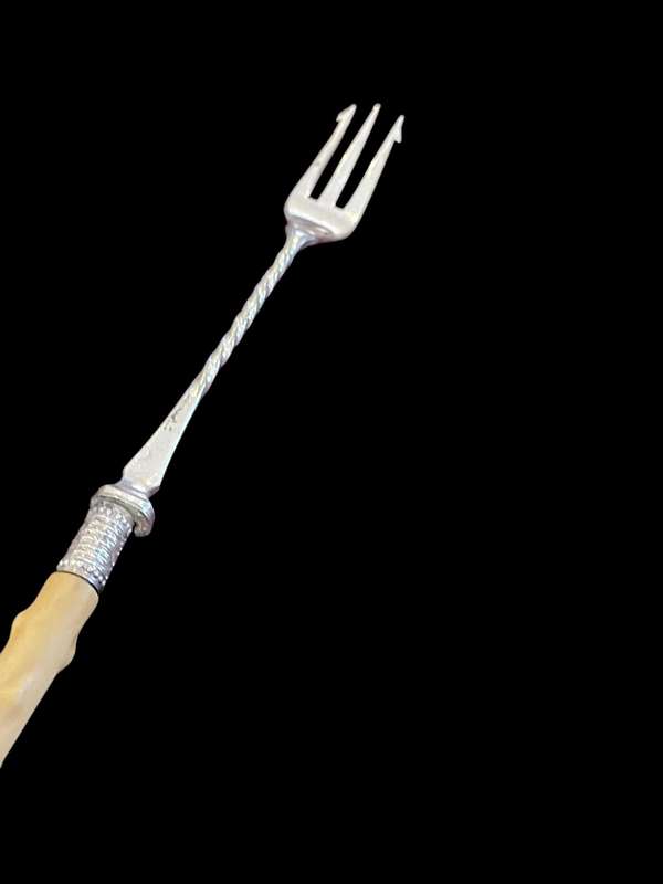 Pickle fork(NR22)