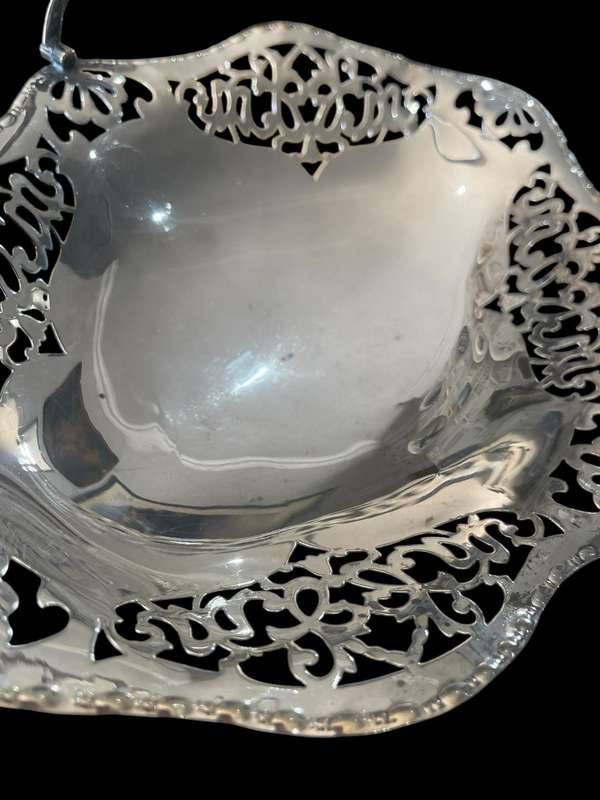 Biscuit/muffin basket(NR10)