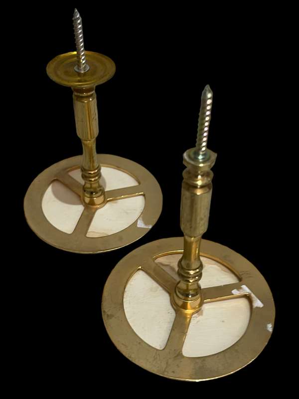 Curtain rod ends