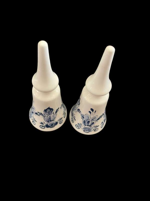 Curtain rod finials Delft