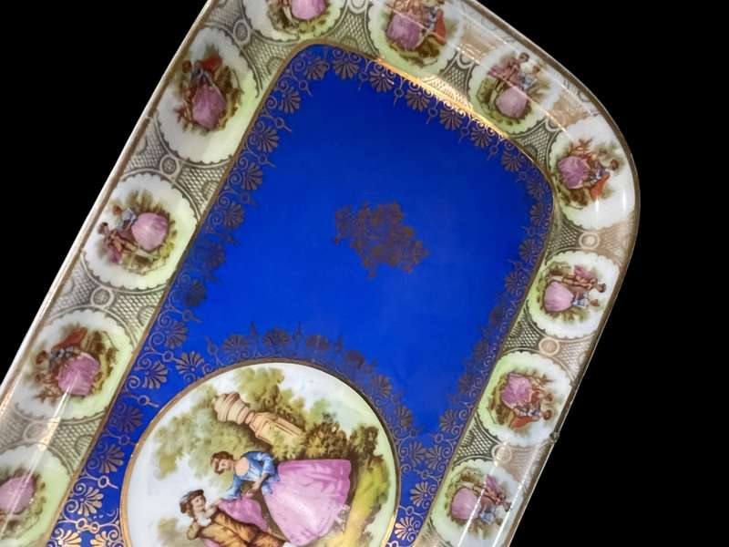 Plate/tray display Bavarian