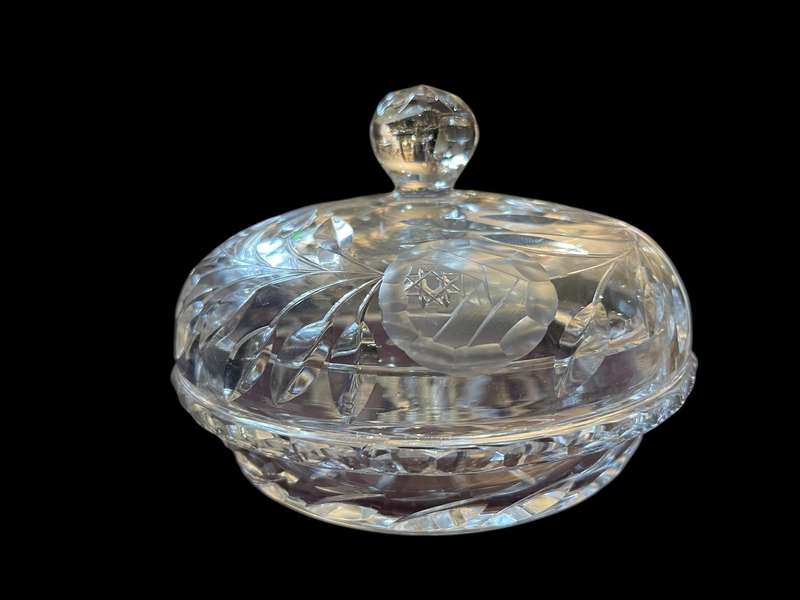 Bowl lidded crystal