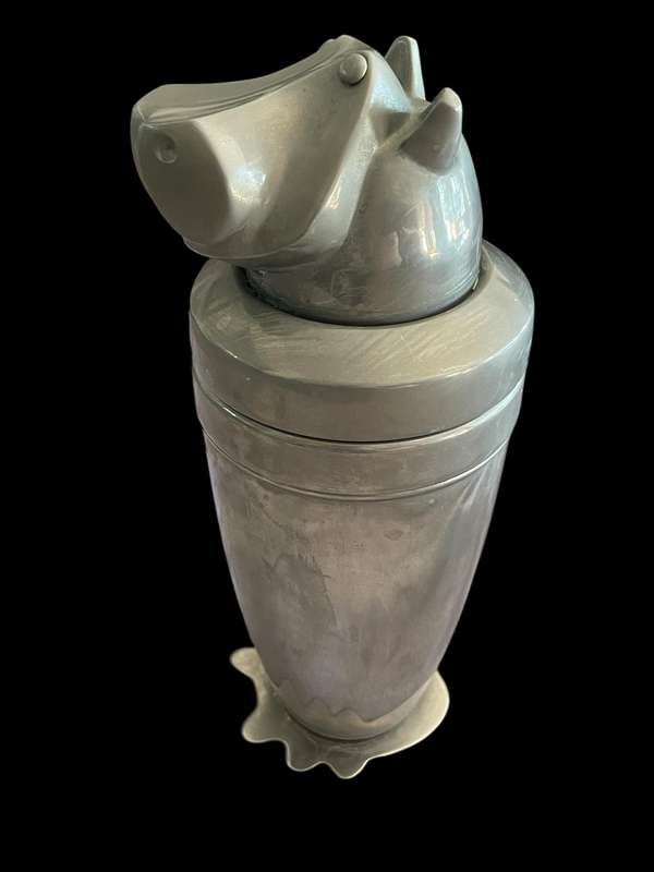 Cocktail shaker