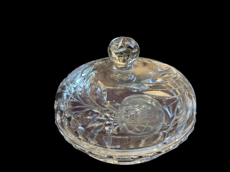 Bowl lidded crystal