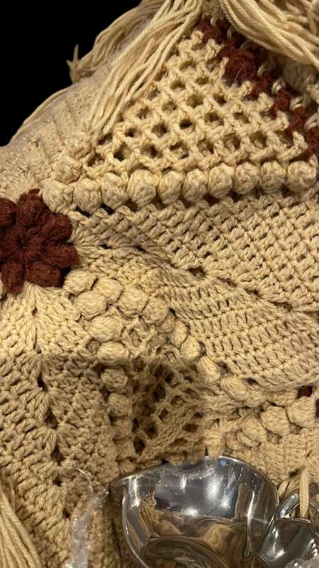 Blanket crochet coffee coloured