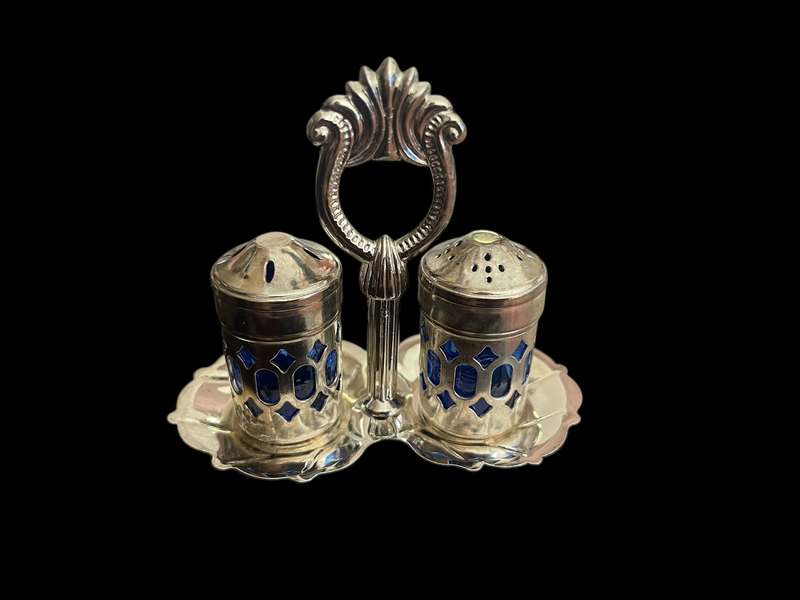 Salt pepper set