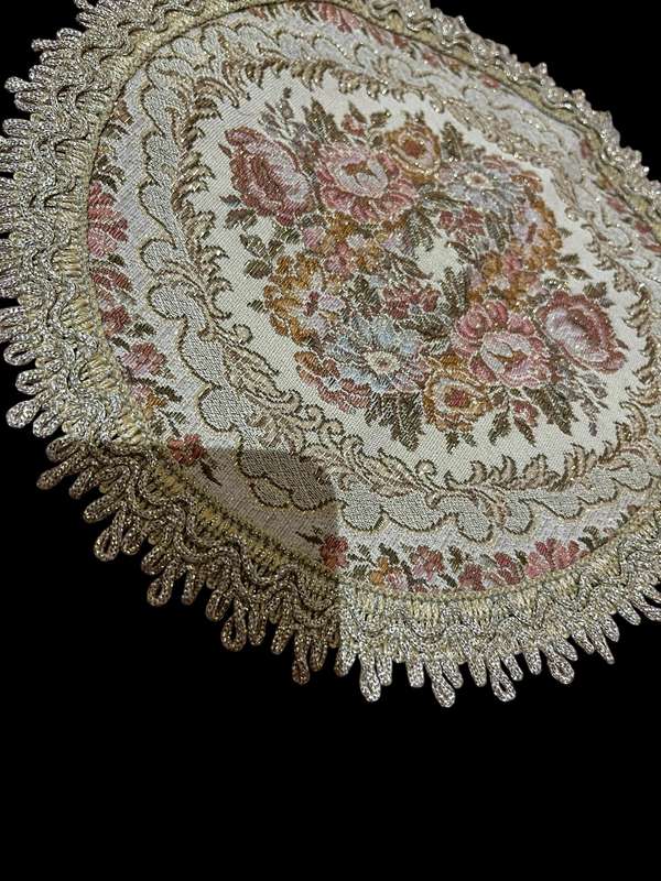 Doilie brocade(NR18)