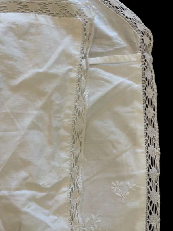 Laundry/sleepwear bag embroidered