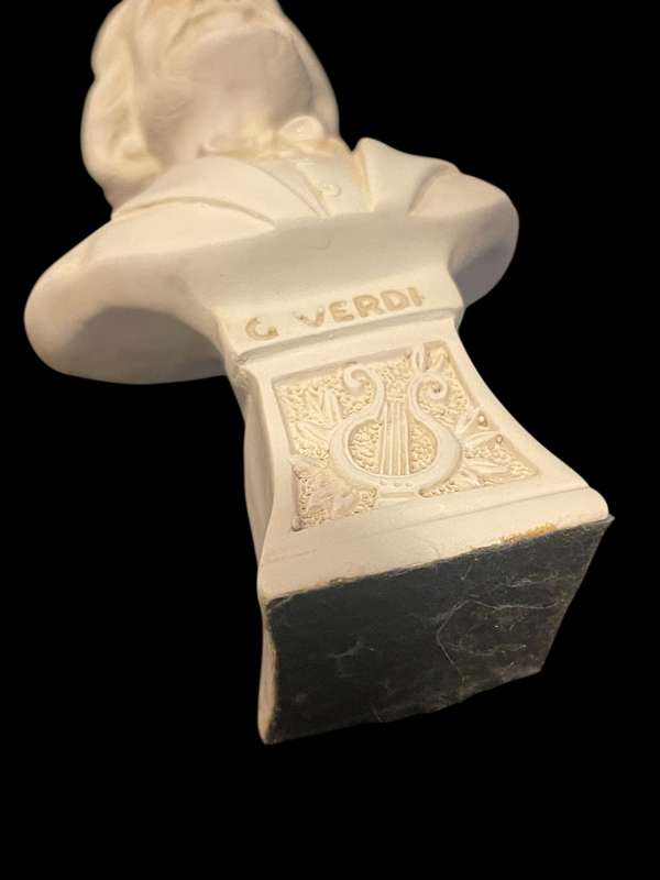 Ornament bust Verdi