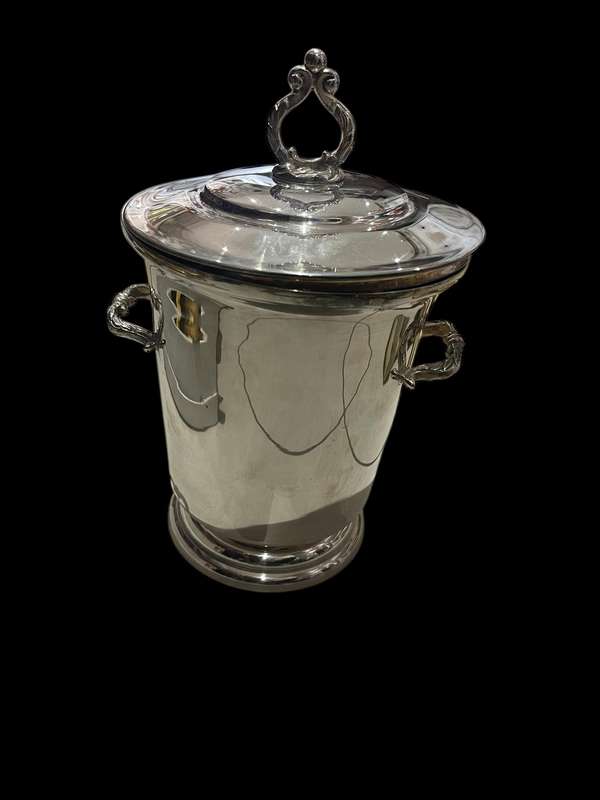 Ice bucket lidded silver plated