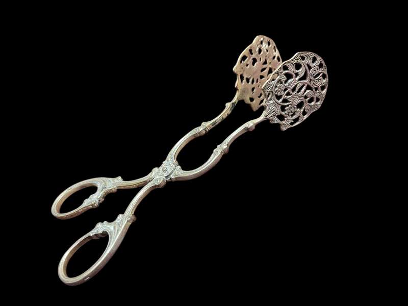 Pastry tong antique