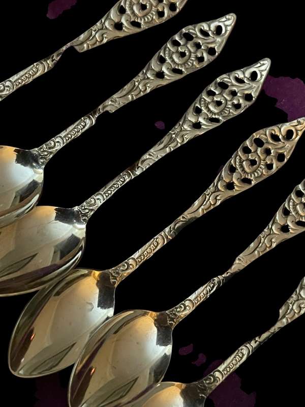 Teaspoons Dutch