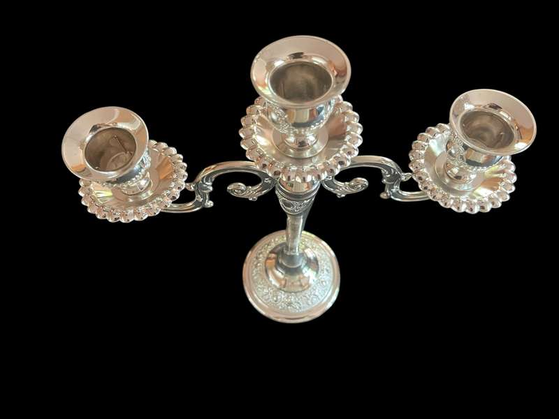 Candle holder