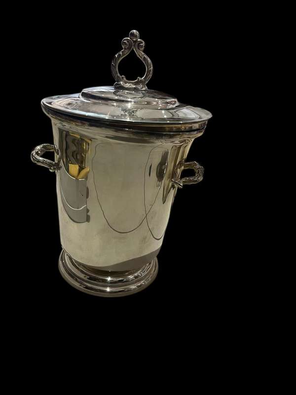 Ice bucket lidded silver plated