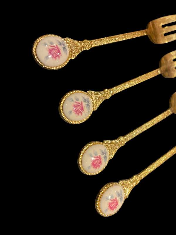 Cake forks gold plated(NR22)