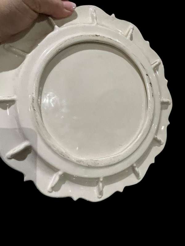 Plate display