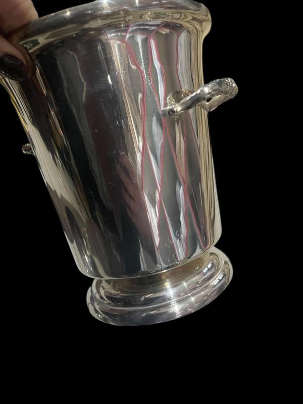 Ice bucket lidded silver plated