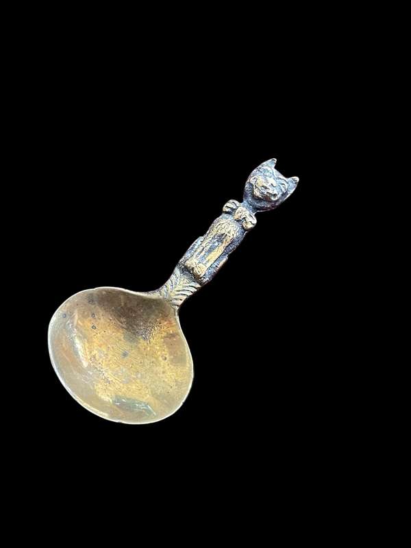 Tea caddy spoon brass