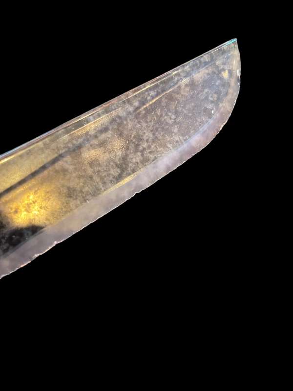 Knife glass