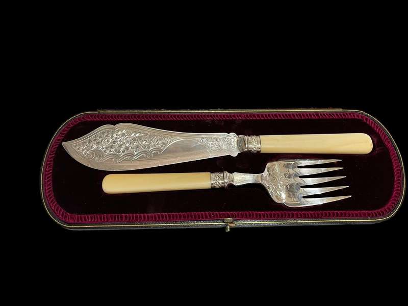 Servers set bone handled(NR4)