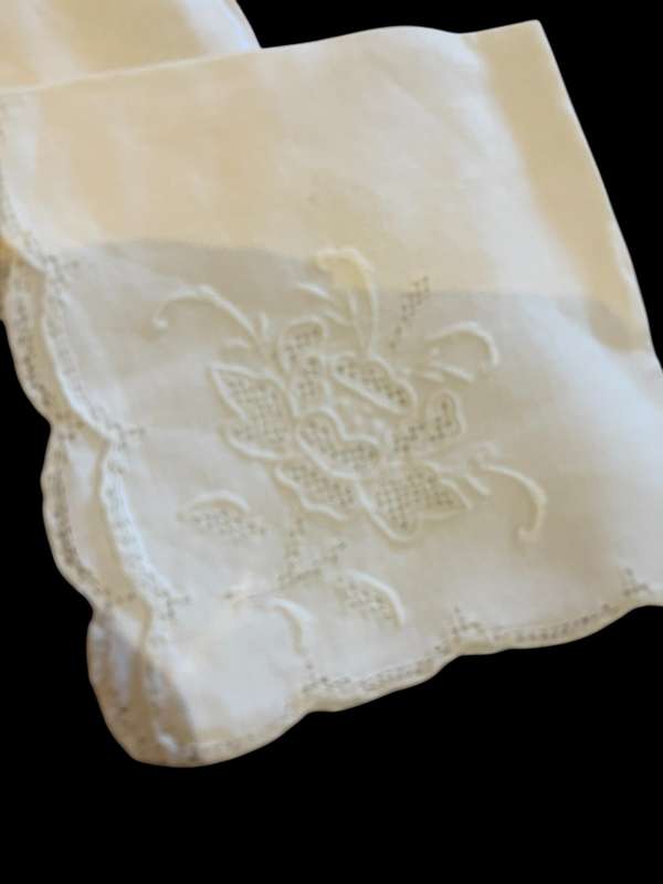 Napkins embroidered x2(NR14)