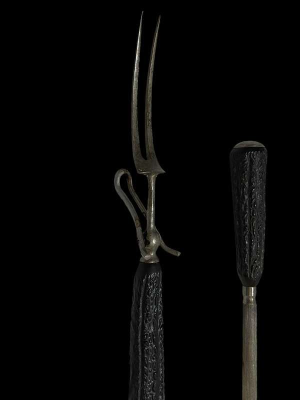Carving set horn/bone handled