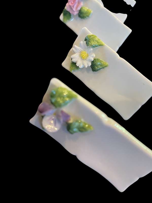 Name place holders x8 Fine Bone China
