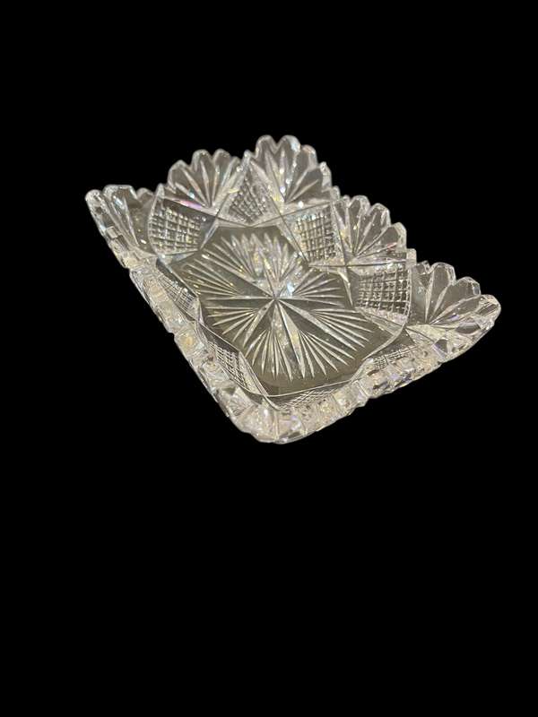 Trinket holder crystal