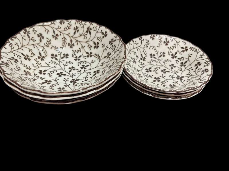 Dessert bowls Johnsons each